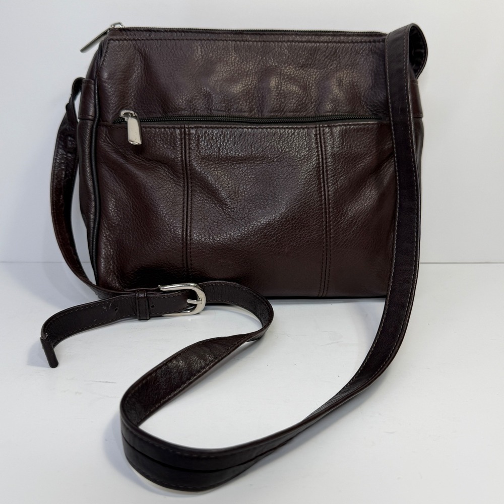 Y2K Wilsons Leather Crossbody Bag Womens Medium Brown Classic 90s Off Duty Vtg